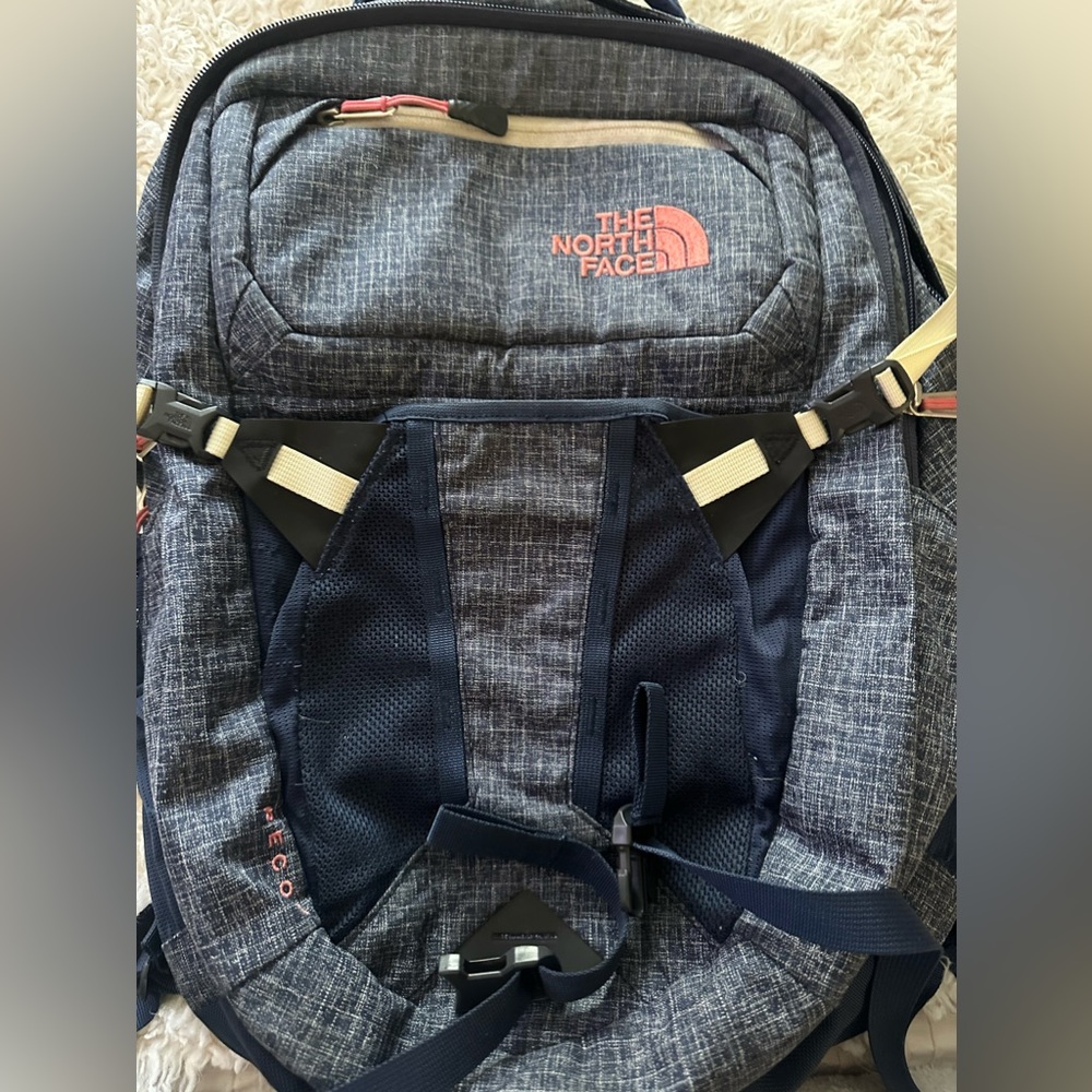 North Face backpack like new